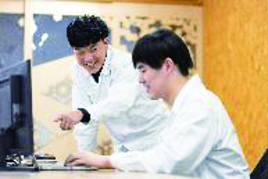 メンター制度
（食事代補助有）